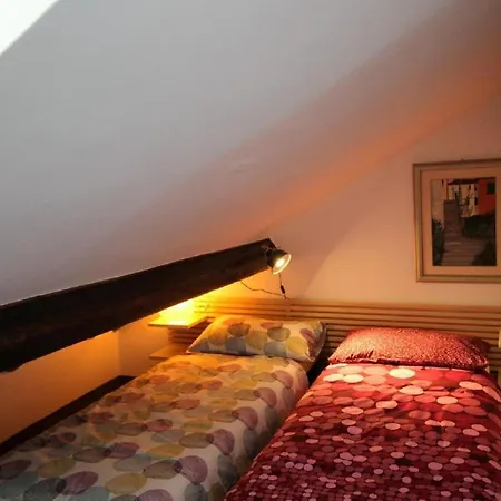 Ferienwohnung Fur 4 Personen Ca 70 M In Genua, Italienische Riviera Italienische Westkuste Appartamento Genova